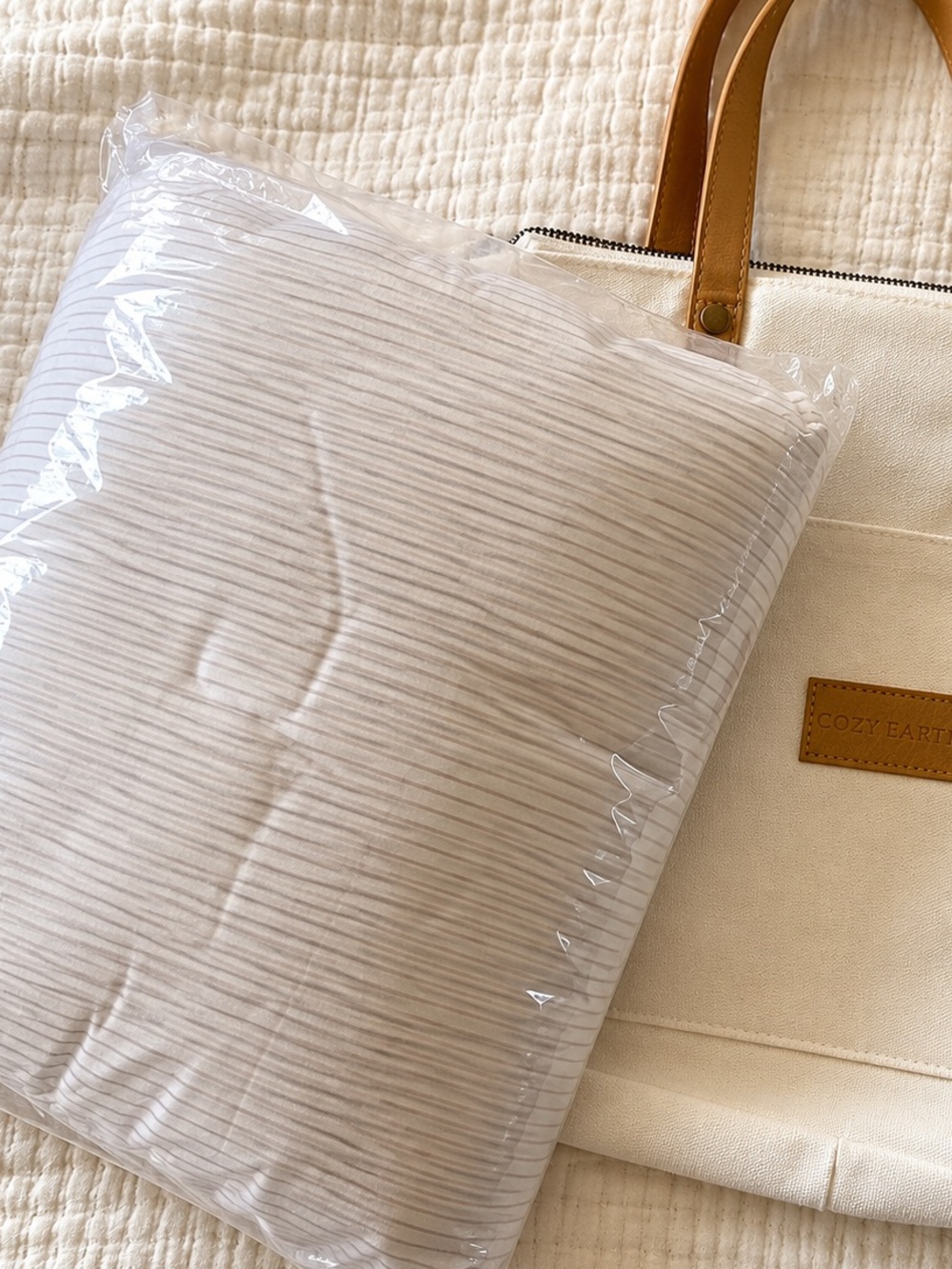 Cozy Earth Bamboo Duvet Cover – Driftwood Pinstripe King/CalKing
